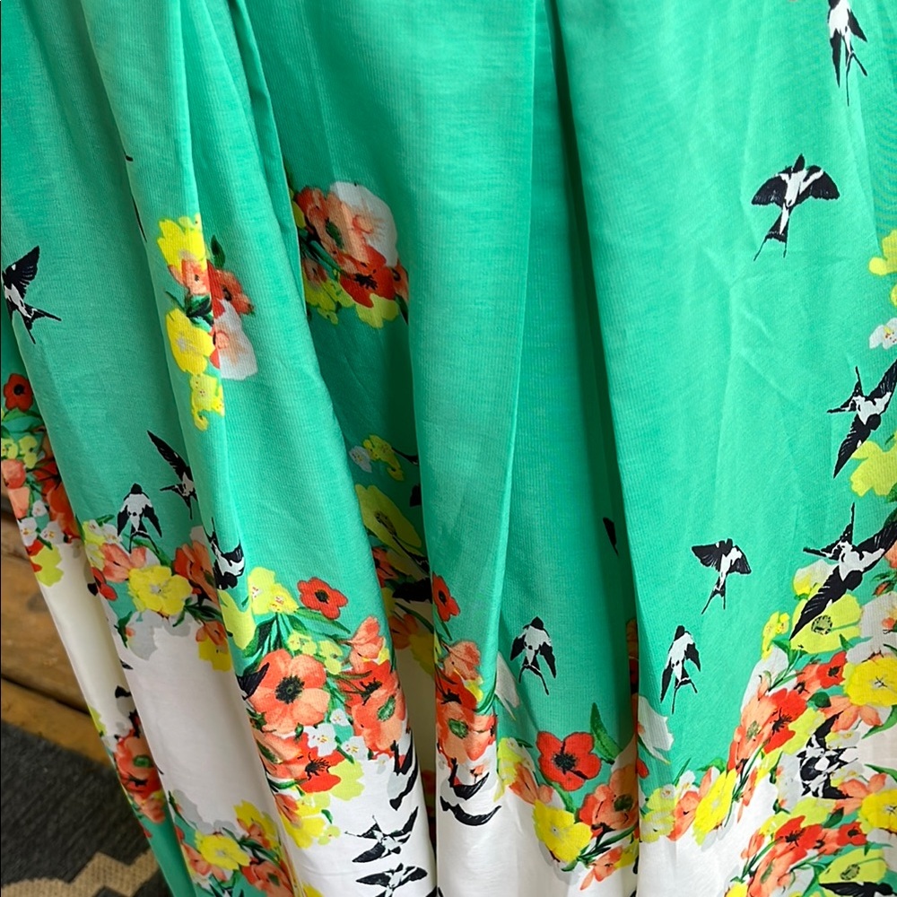 NEW Green Floral & Birds Sleeveless V-neck Midi Dress - Picture 9 of 9